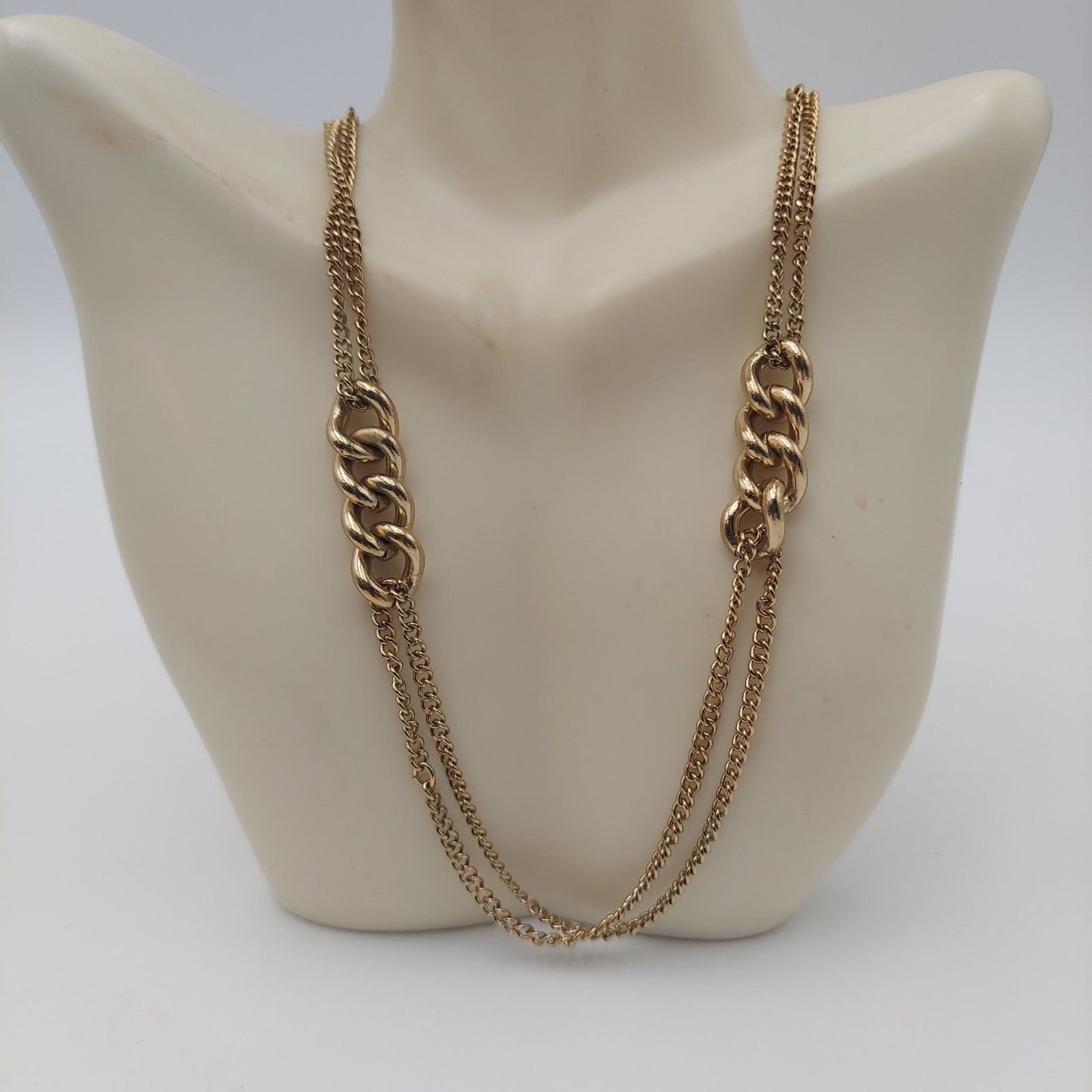2 Strand Goldtone Chain 38